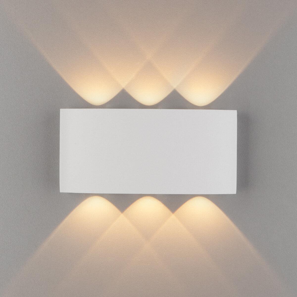 фото уличный настенный светодиодный светильник elektrostandard 1551 techno led twinky trio a038420 | 220svet.ru